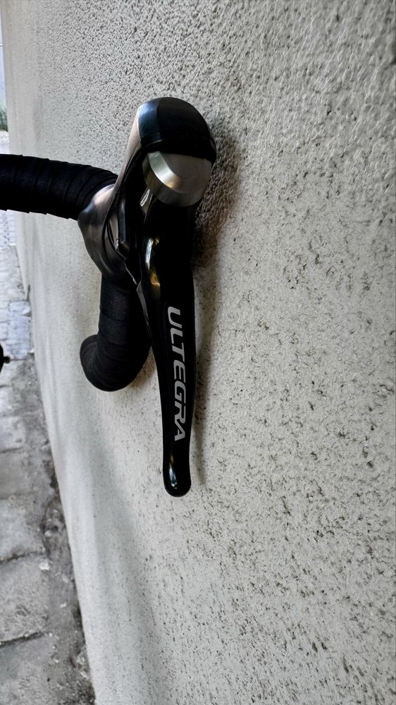 Шосеен карбонов велоспиед Ginat TCR Advance
