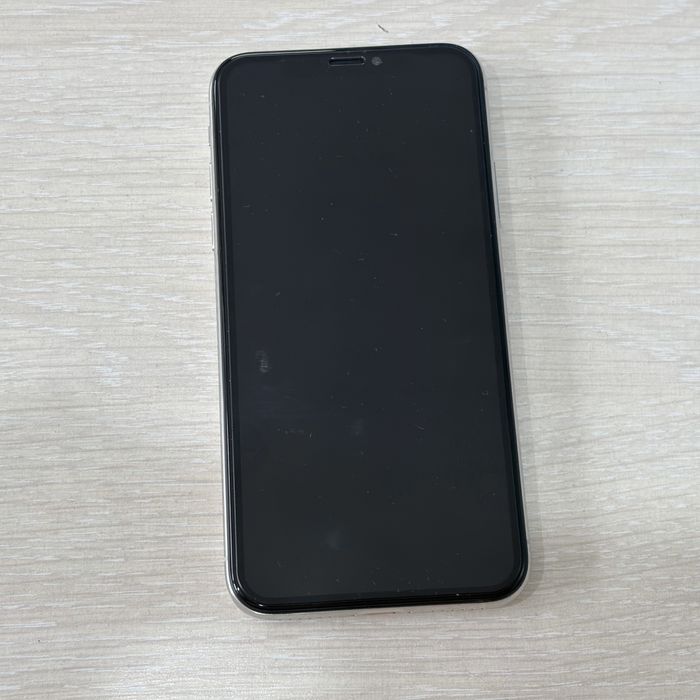 Продам iphone X 256