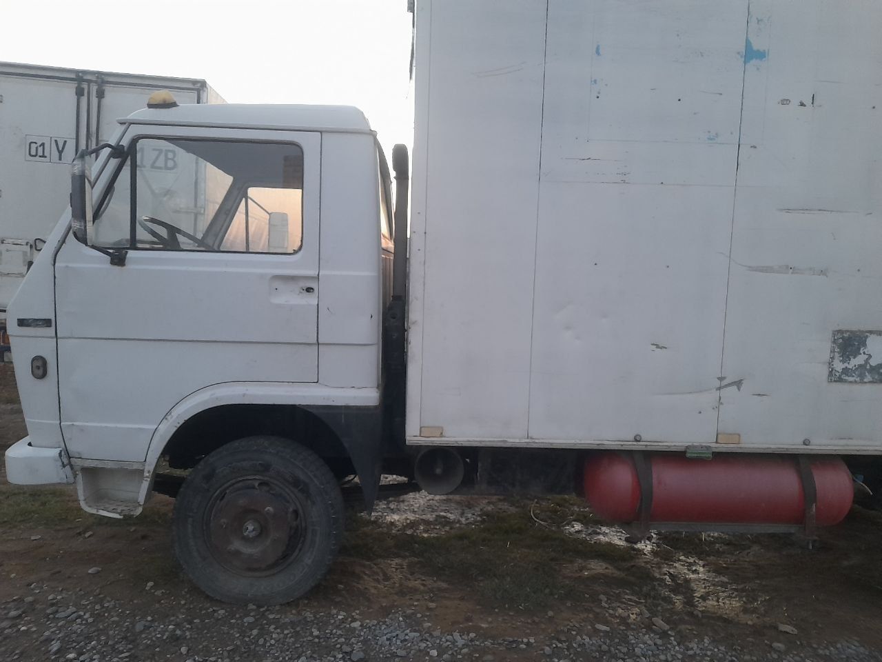 Man mashina isuzi kabina qo‘yilgan
