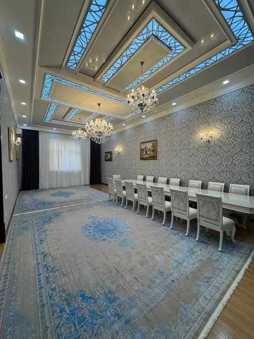 Продаётся дом в Яккасарайском районе, рядом с  (Grand Mie Hotel)
