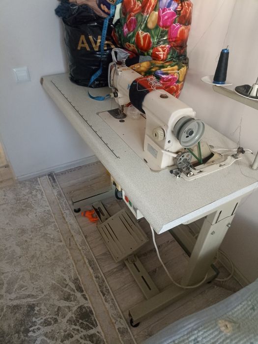 Продам швейную машину Ямата в хорошем состоянии