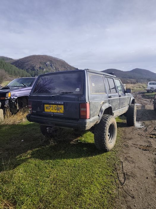 Джеп чероки хж 4000 бенз на части 95 год