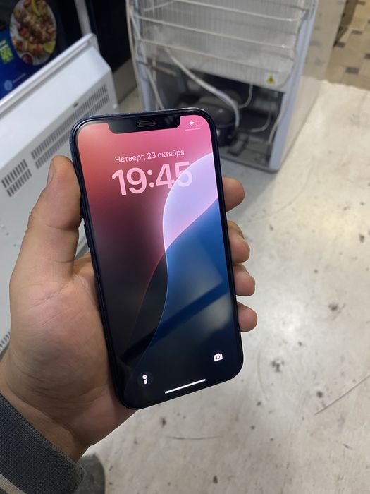 Iphone 12.   64 gb