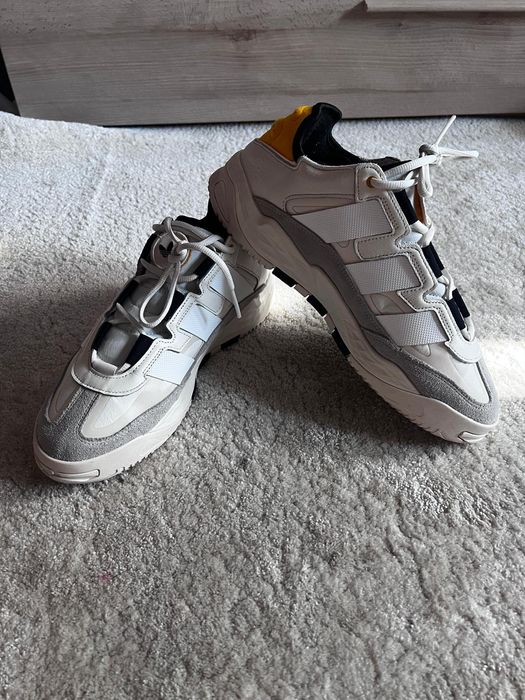 Adidasi Adidas Niteball 45 1/3 o purtare