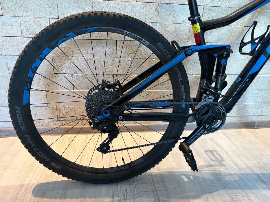 Bicicleta CUBE STEREO SL 140