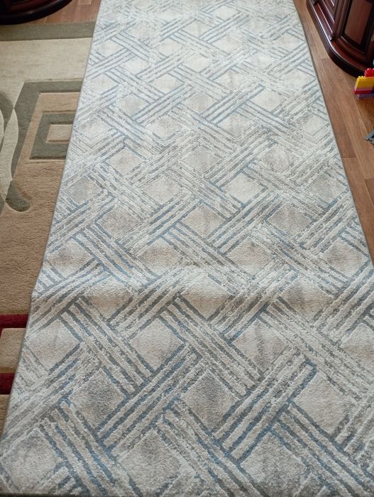 Продам ковровую дорожку