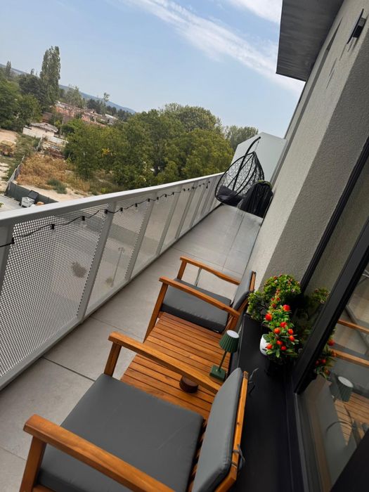 Inchiriez apartament 2 camere in regim hotelier