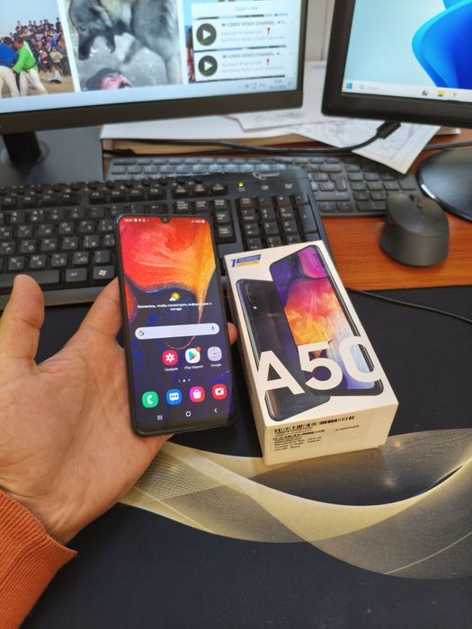 Samsung A50 64gb(2022)ideal ochilmagan usta kurmagan aybi yu
