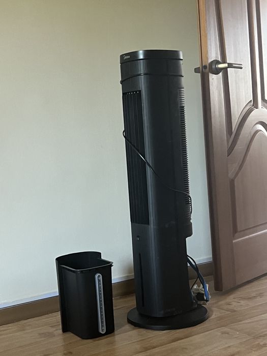 Вентилятор охлождающий Midea AC100-25JR черный