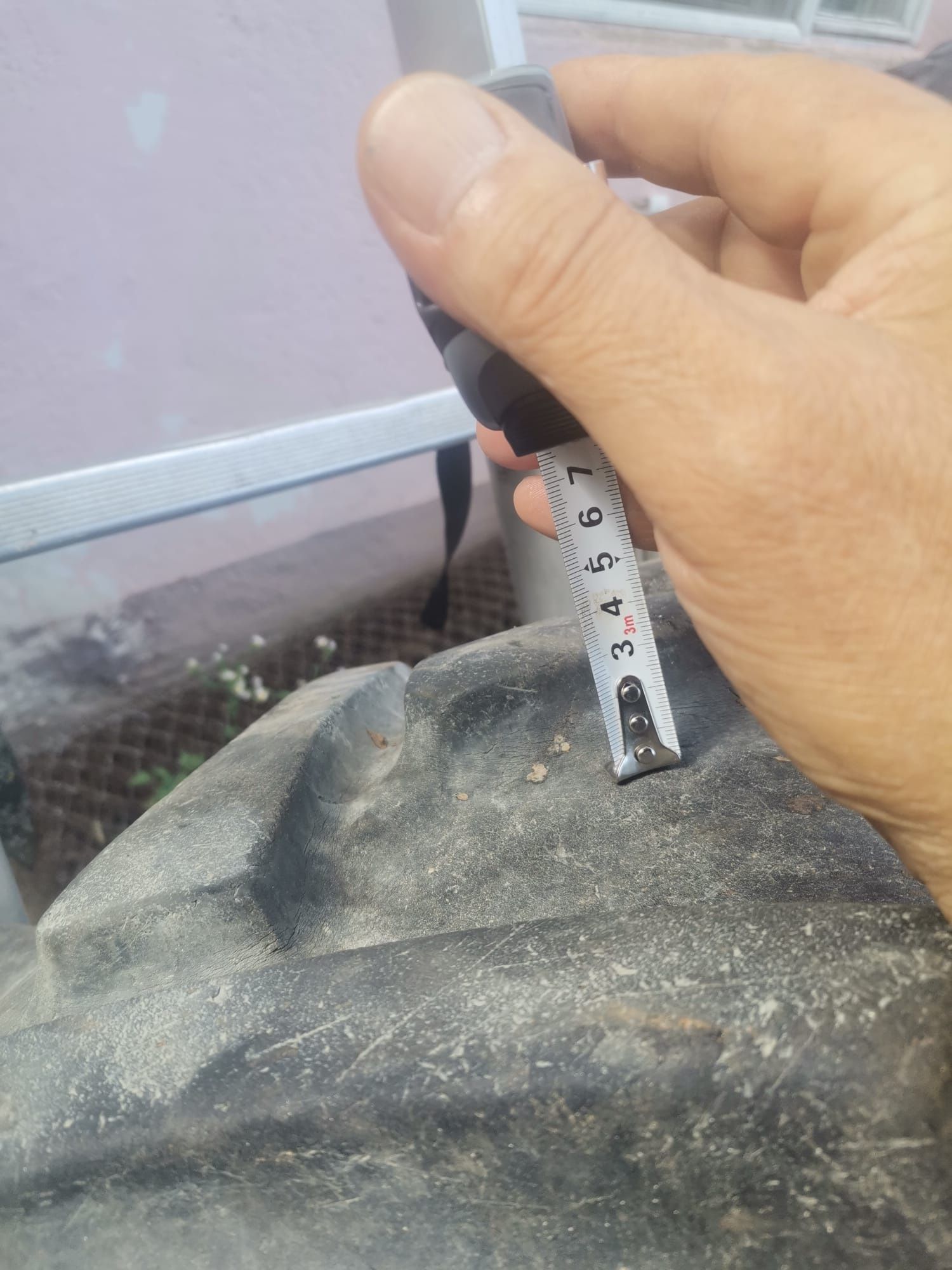 Anvelop 12.4 R36