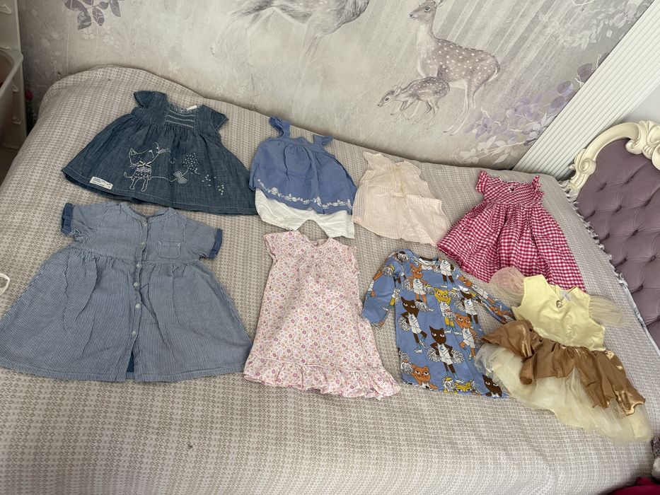Платья для девочек 1-2 года пакетом.