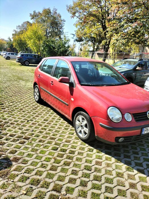 Vând Volkswagen Polo 1.4 benzina 137000 km