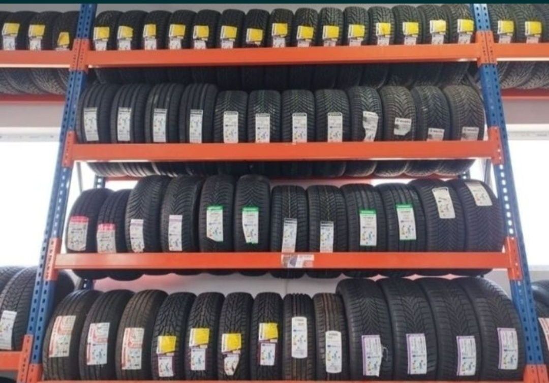 Rafturi metalice industriale depozitare paleti
