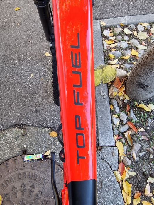 De vânzare bicicleta TREK