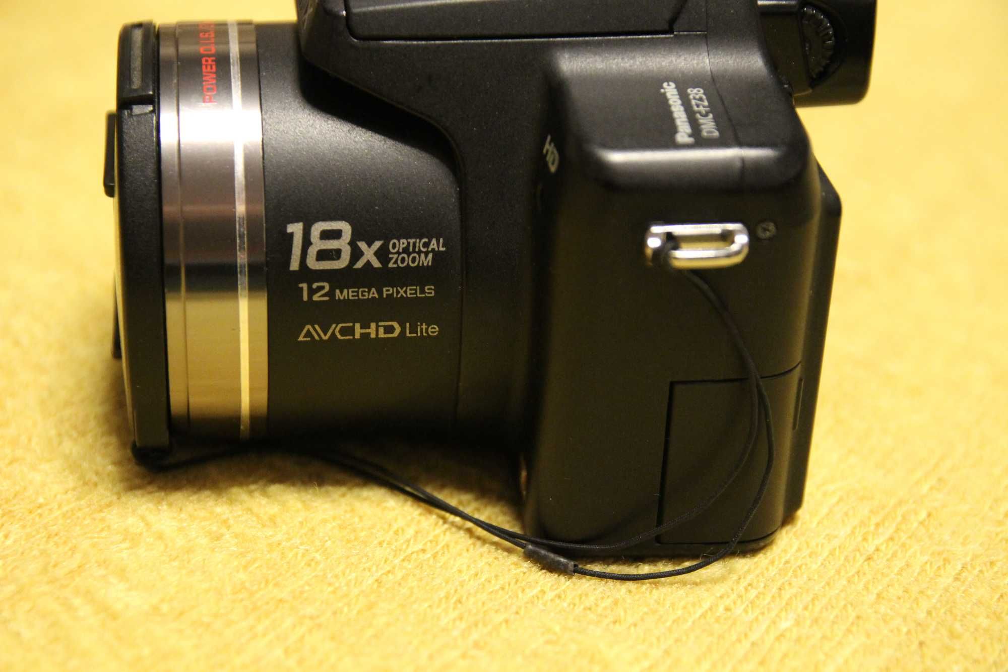 Фотоапарат Panasonic Lumix FZ38