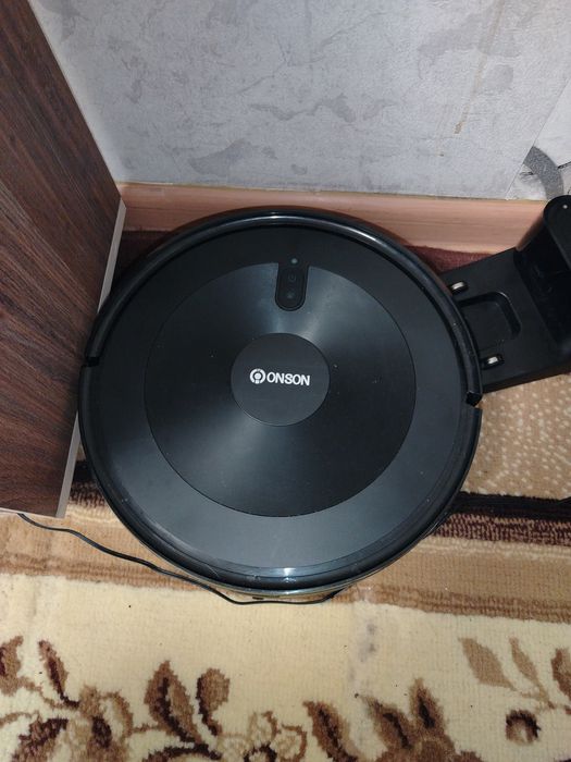 Продам робот пылесос