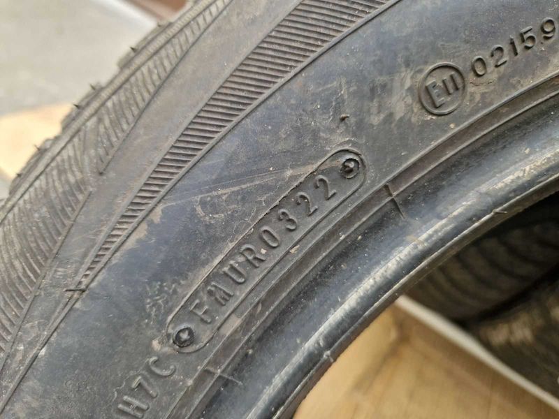 4 Kleber R18 235/55
всесезонни гуми 
DOT0322