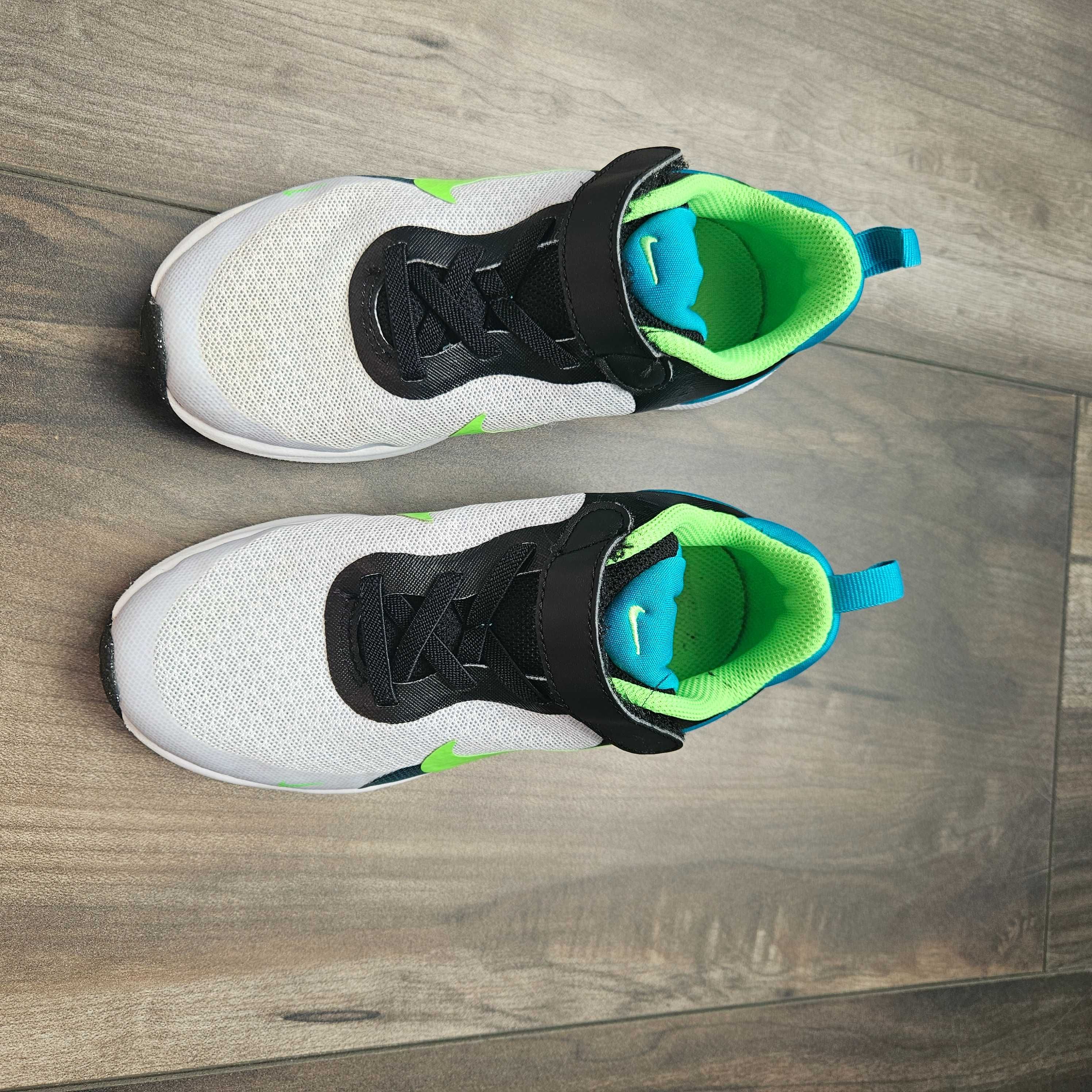 Маратонки Nike 28.5 номер