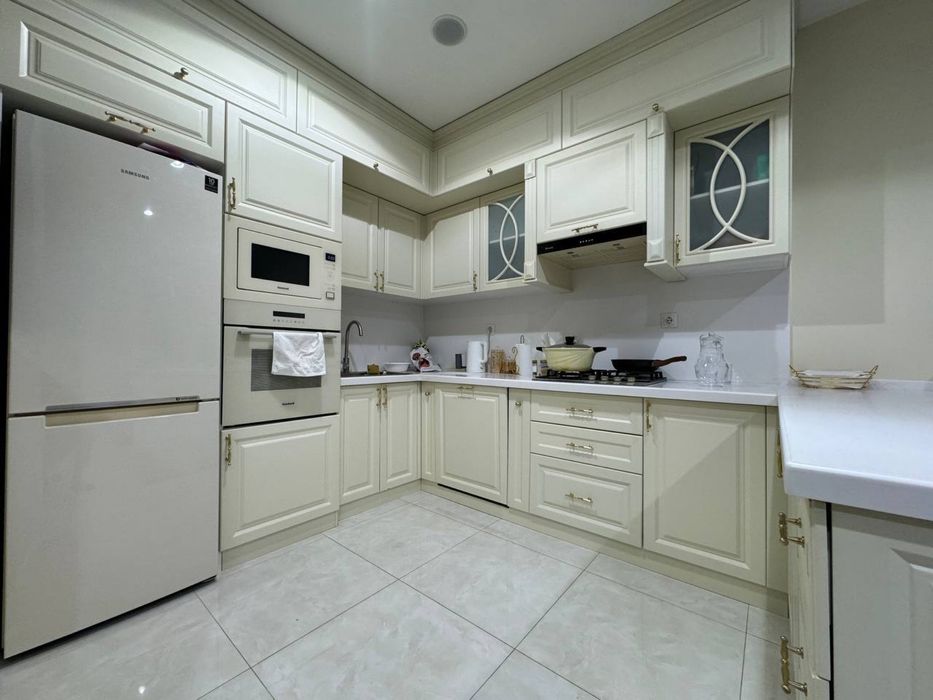 Продается квартира 4/1/7 в ЖК Янги Дархан