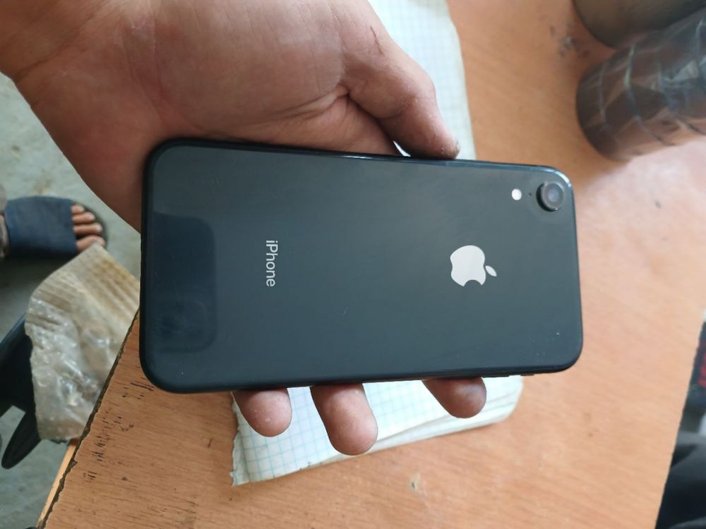 Iphone XR Yomks 74 narhini kelishamiz