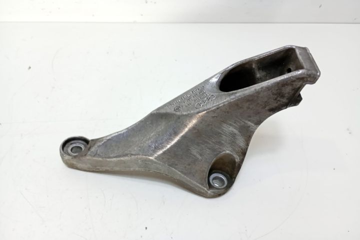 Suport motor stanga 8E0199307S Audi A4 B7