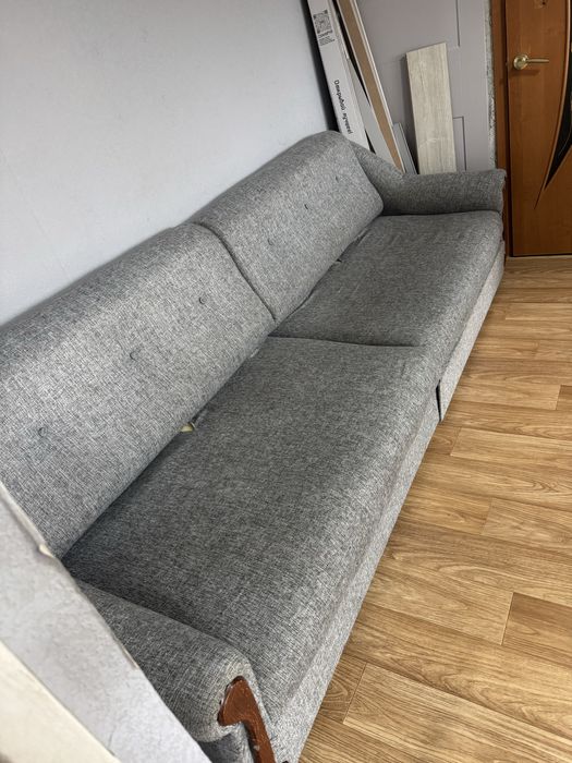 Диван угловой б/у