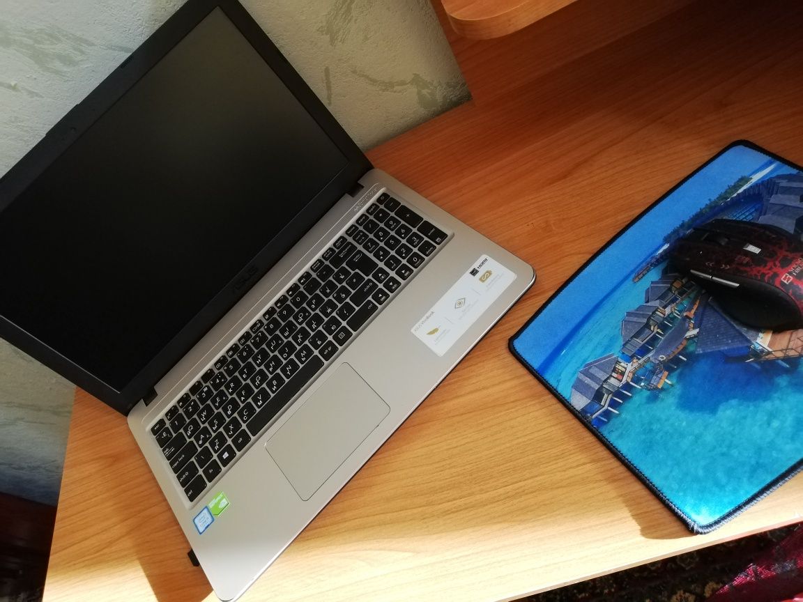 Asus VivoBook x540u