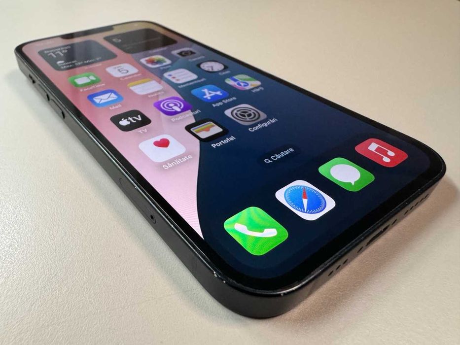  Apple / iPhone 14 128 Gb / Midnight