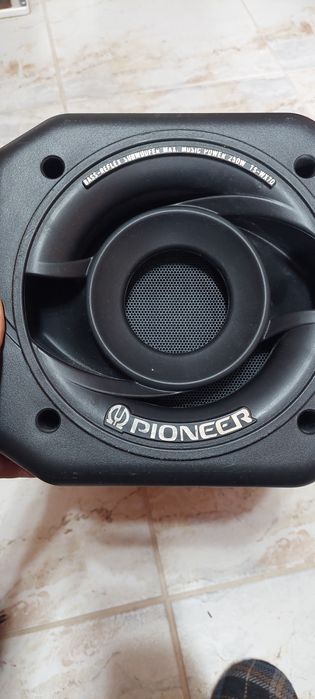 Суббуфер pioneer