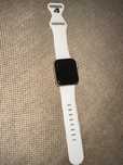 Apple Watch SE 2 (2-ро поколение) – 40 мм, като нов