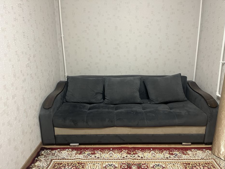 Продам диван 2.30м