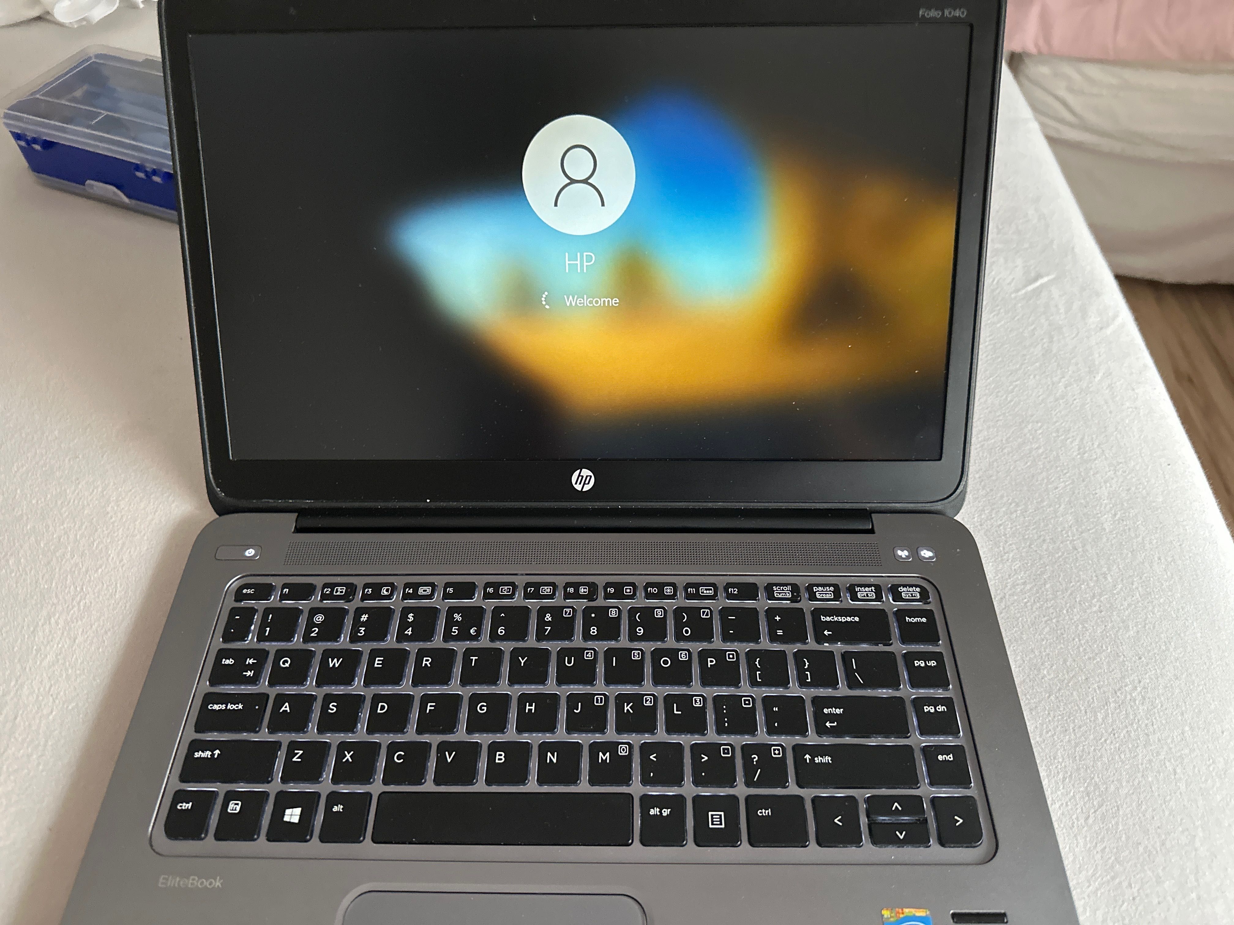 HP ELITEBOOK Folio 1040 i7 8GB RAM 256SSD baterie noua