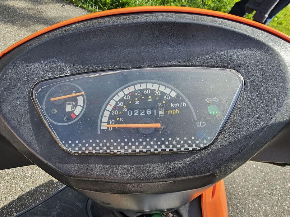 Vand scuter moped