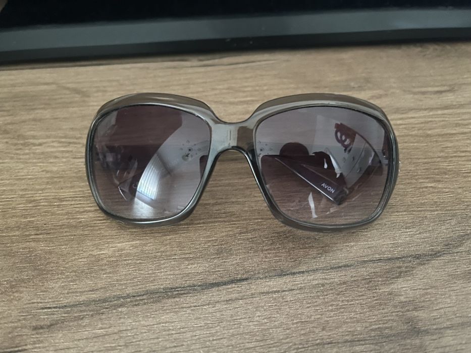 Дамски слънчеви очила