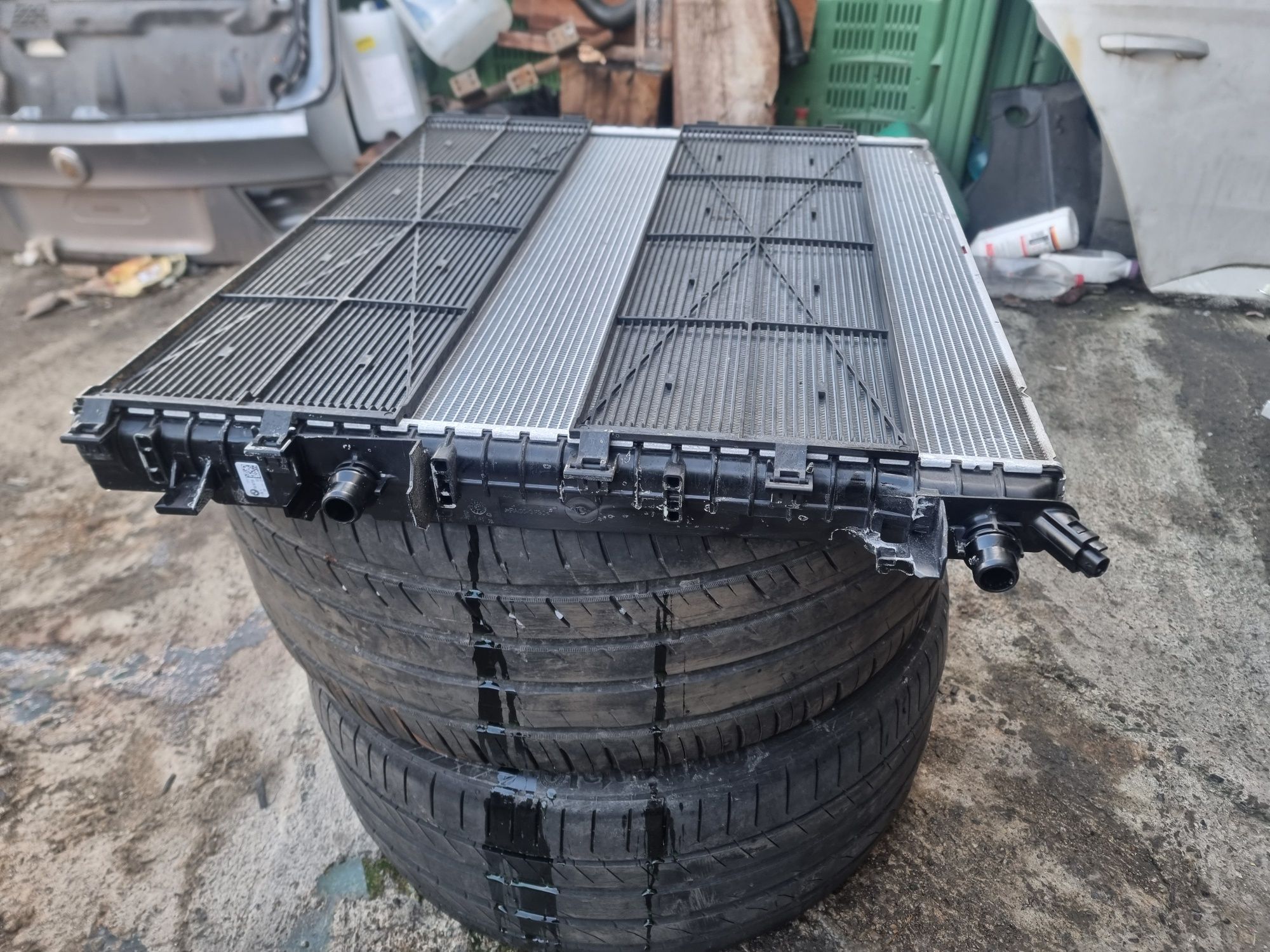 Radiator apa ulei termocupla bmw g60 g70