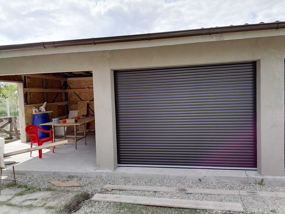 Ușa garaj, tip rulou, - CU LAMELE DIN ALUMINIU