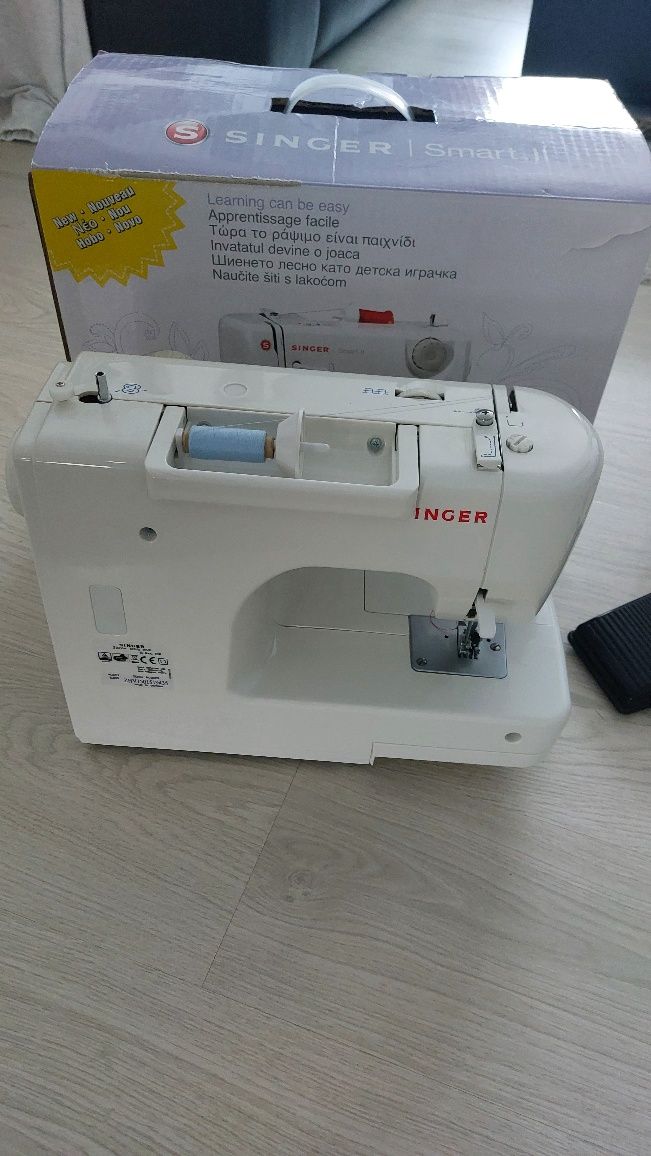 Masina de cusut Singer Smart ii