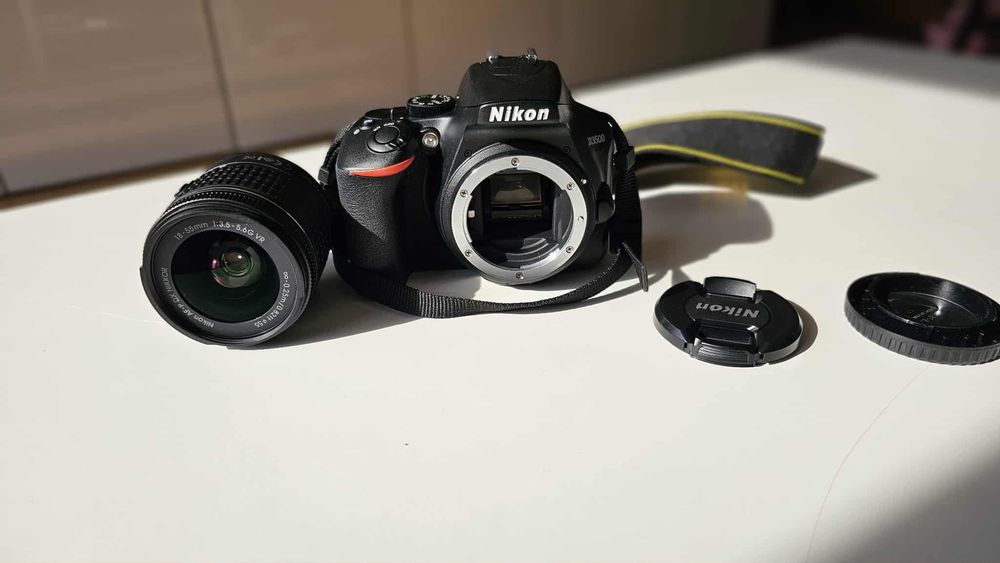 Фотоапарат Nikon D3500