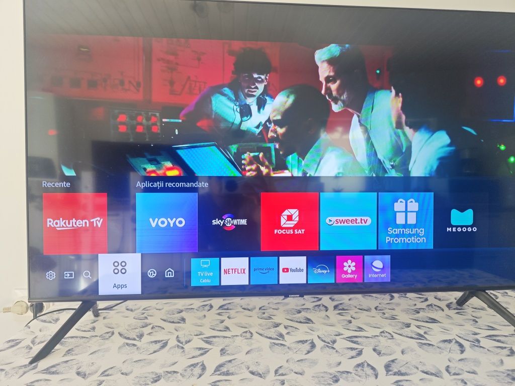 Samsung 4K QLED 50 inch 50Q60TA Quantum Dot cu mic defect