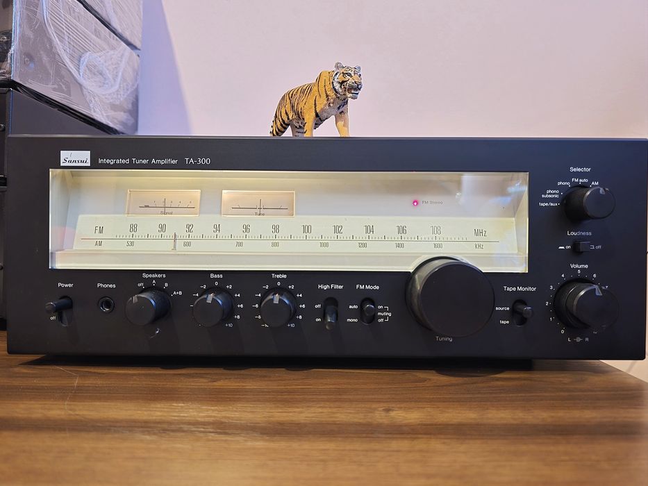 Sansui TA-300. Frumusețe Hi-Fi. Un vintage de calibru. Preț fix !