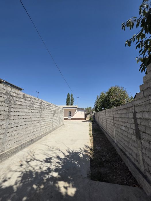 Кибрай тумани Бӯстон маҳалласида 3,1 сотих  4 хонали уй сотилади