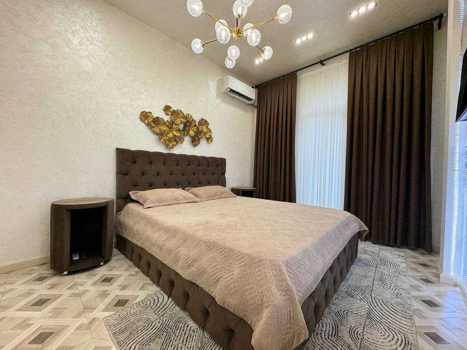 Жангох квартира новая 2х 75кв.м рядом метро Гафур Гулям