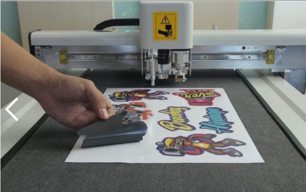 Masina de debitat cu cutit LST - 6040