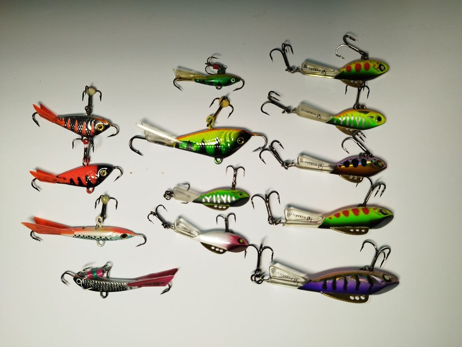 Продам блесна и балансиры для рыбалки.