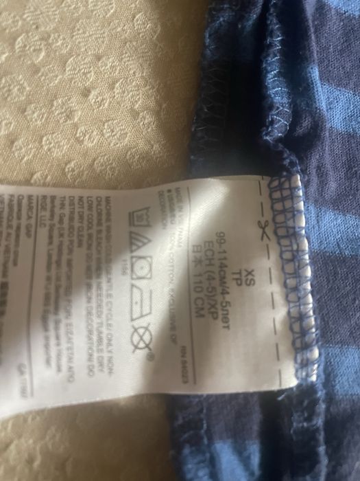 Тениска GAP тъмно и светло синьо