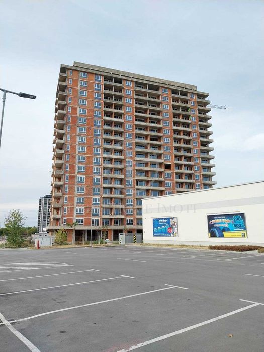 Продава се Едностаен апартамент в Пловдив, Гагарин - 50 кв.м за 1020 €/кв.м - Снимка #1