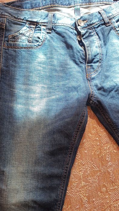 Benetton мъжки дънки използвани