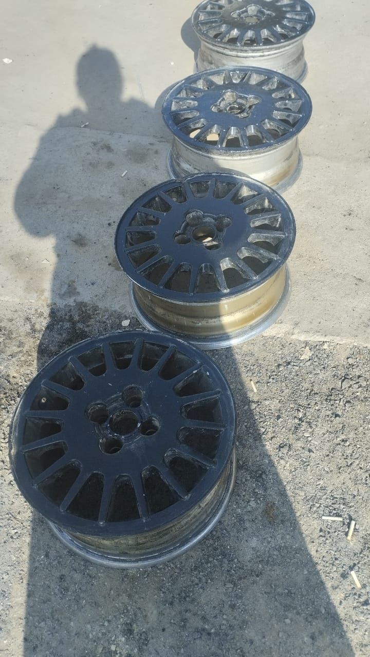 Продам диски r15