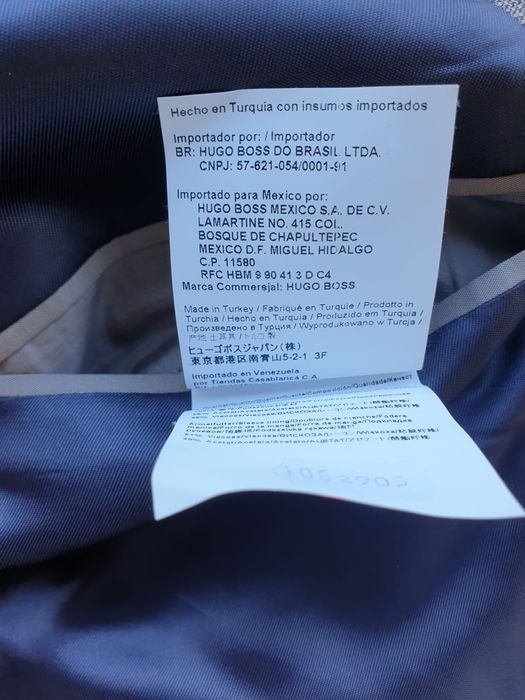 Sacou Hugo boss,100% lana virgina,dimensiune  L