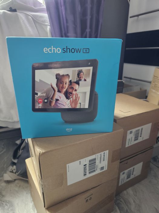 Alexa echo show 10 noua sigilata